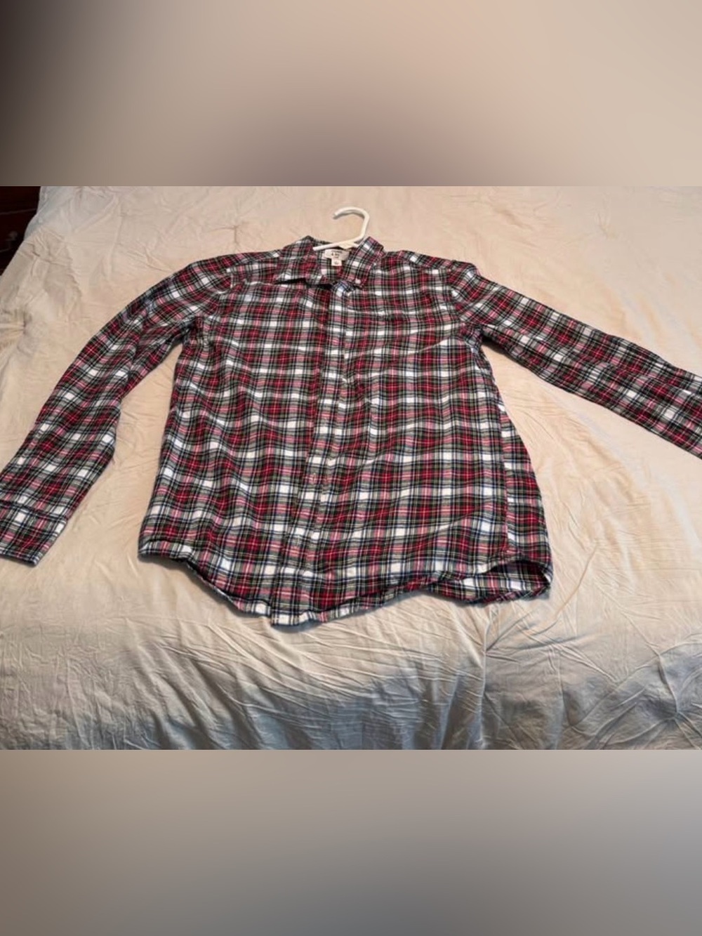 crown & ivy Red, Black & White Plaid Button-Down Shirt boys size large